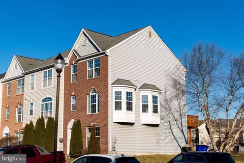 Exterior - 2011 Weitzel Ct, Frederick, MD 21702 photo 3 of 10