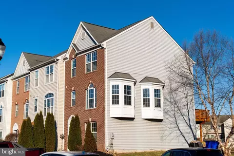 Exterior - 2011 Weitzel Ct, Frederick, MD 21702 photo 9 of 10