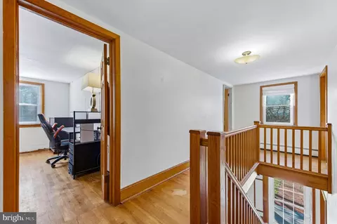 Entry Way - 8317 Hollow Rd, Middletown, MD 21769 photo 4 of 6