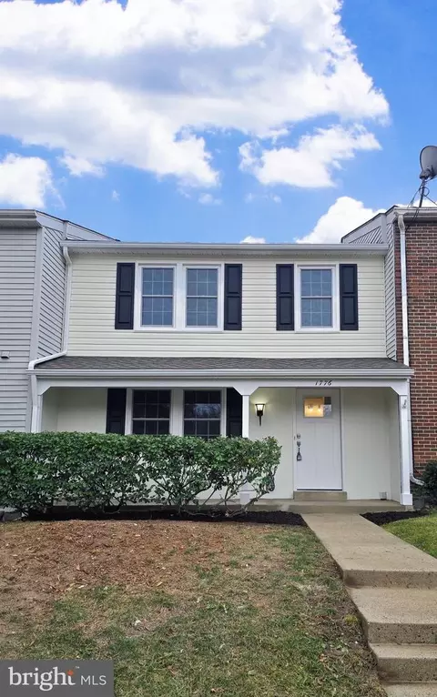 1776 Springfield Ln, Frederick, MD 21702