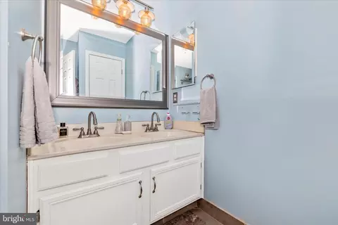 Bath - 6131 Baldridge Ter, Frederick, MD 21701 photo 3 of 6