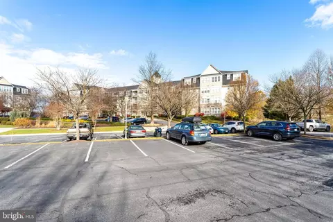 Exterior - 2500 Waterside Dr #303, Frederick, MD 21701 photo 5 of 6