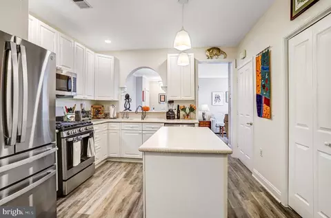 Kitchen - 2500 Waterside Dr #303, Frederick, MD 21701 photo 3 of 5