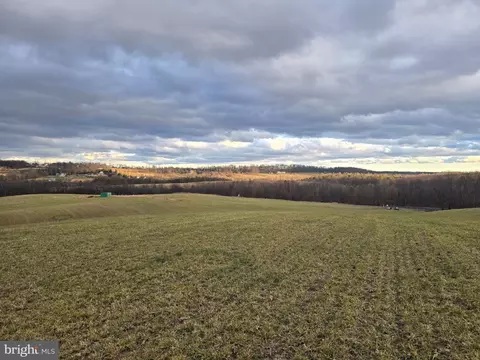 11420 Green Valley Rd, Union Bridge, MD 21791