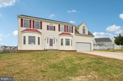 Exterior - 8908 Broad Branch Ct, Frederick, MD 21704 photo 5 of 7