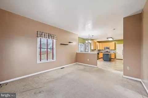 Living - 8908 Broad Branch Ct, Frederick, MD 21704 photo 1 of 10