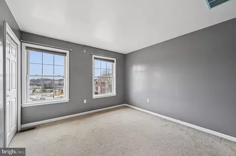 Bedroom - 8908 Broad Branch Ct, Frederick, MD 21704 photo 2 of 7