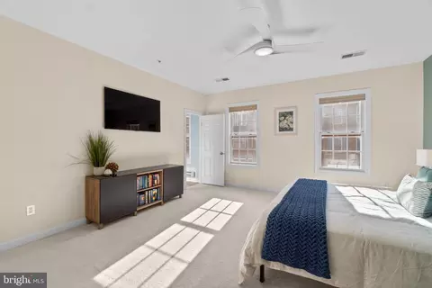9504 Hyde Pl, Frederick, MD 21704 photo 14
