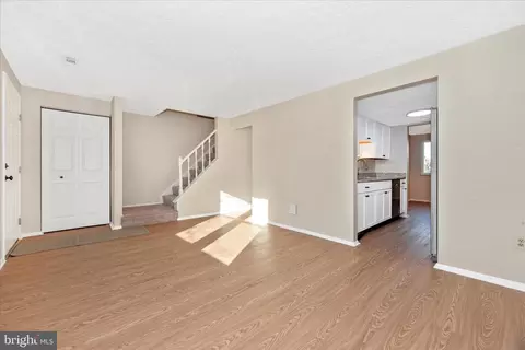 5813 Planters Ct, Frederick, MD 21703 photo 8