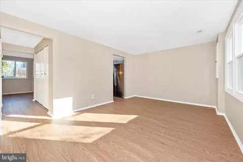 5813 Planters Ct, Frederick, MD 21703 photo 7