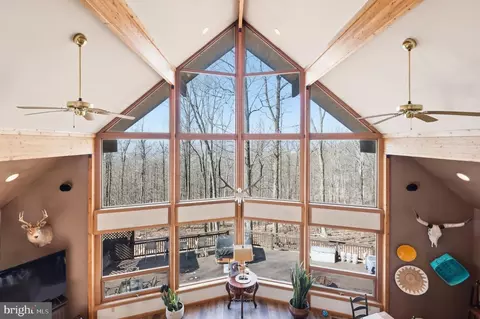 Entry Way - 8939 Hawbottom Rd, Middletown, MD 21769 photo 4 of 4