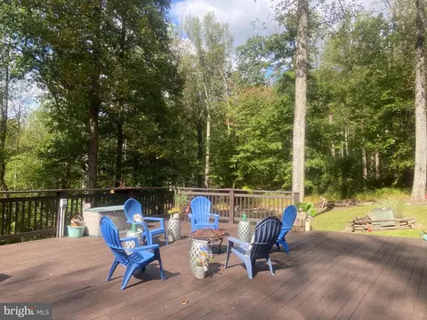 Exterior - 8939 Hawbottom Rd, Middletown, MD 21769 photo 6 of 7