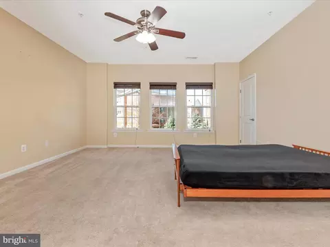 Bedroom - 9537 Hyde Pl, Frederick, MD 21704 photo 7 of 10