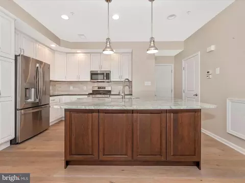 Kitchen - 9537 Hyde Pl, Frederick, MD 21704 photo 2 of 7