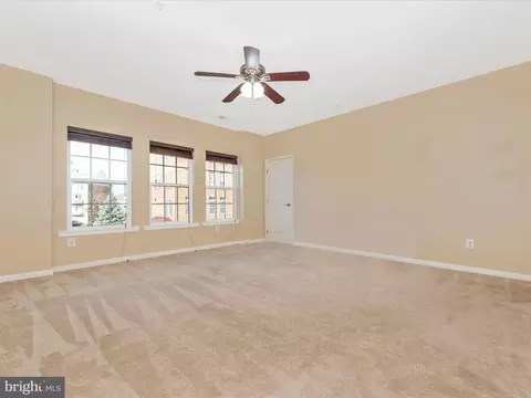 Living - 9537 Hyde Pl, Frederick, MD 21704 photo 8 of 8