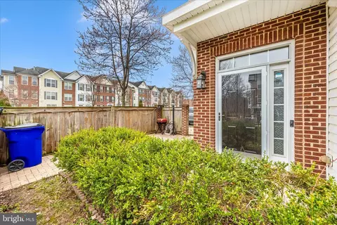 Exterior - 100 Featherstone Pl, Frederick, MD 21702 photo 8 of 11