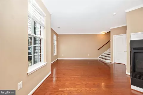 Living - 100 Featherstone Pl, Frederick, MD 21702 photo 2 of 4