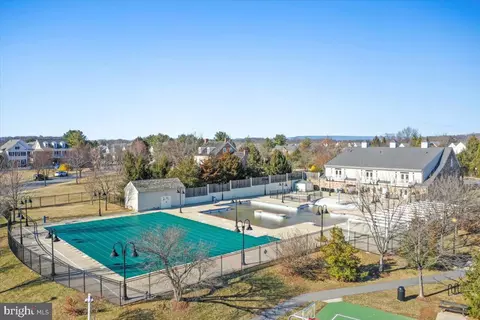 Exterior - 3664 Byron Cir, Frederick, MD 21704 photo 16 of 17