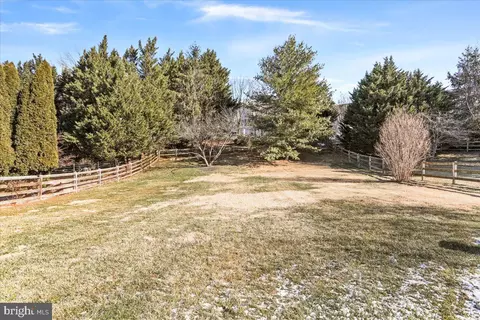 Exterior - 3664 Byron Cir, Frederick, MD 21704 photo 7 of 17
