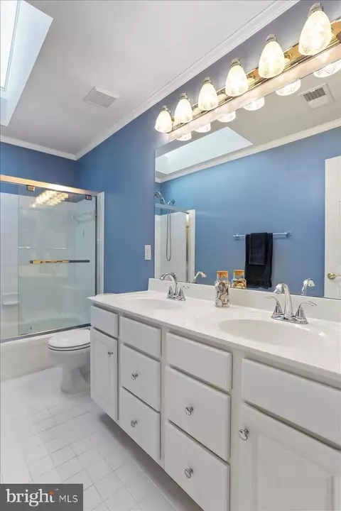 Bath - 3664 Byron Cir, Frederick, MD 21704 photo 5 of 6