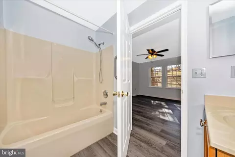 2402 Dominion Dr #1B, Frederick, MD 21702 photo 27