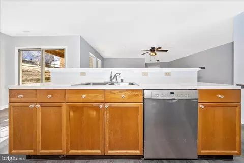 2402 Dominion Dr #1B, Frederick, MD 21702 photo 15