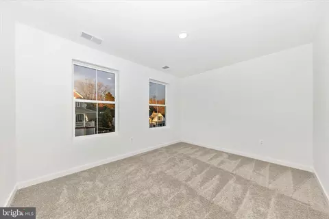 28 E C St, Brunswick, MD 21716 photo 30