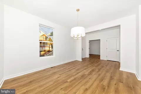 28 E C St, Brunswick, MD 21716 photo 6