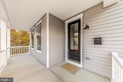 28 E C St, Brunswick, MD 21716 photo 2