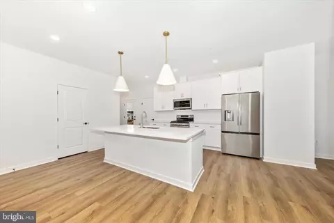 28 E C St, Brunswick, MD 21716 photo 14