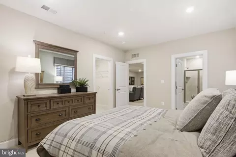 Bedroom - 2598 Potting Shed Ln, Frederick, MD 21702 photo 7 of 7