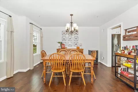 6806 Hawes Ct, Frederick, MD 21702 photo 6