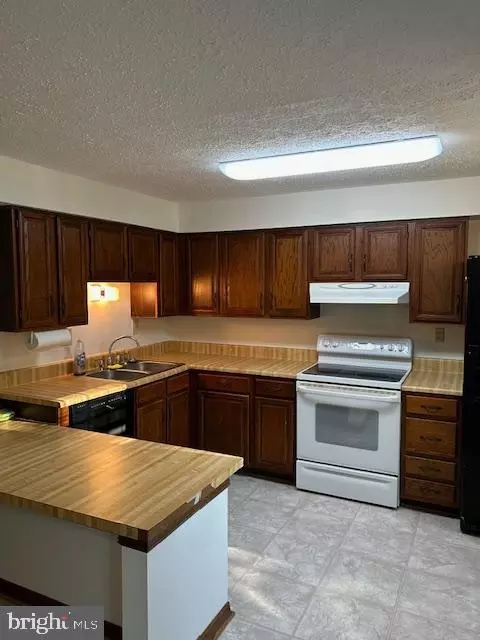 Kitchen - 1752 Springfield Ln, Frederick, MD 21702 photo 1 of 3