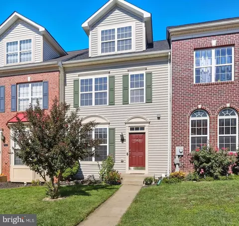 7214 Black Creek Ln, Frederick, MD 21703