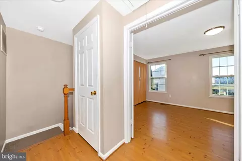 Entry Way - 5737 Sunset View Ln, Frederick, MD 21703 photo 6 of 8