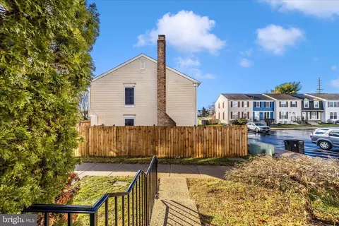 Exterior - 5737 Sunset View Ln, Frederick, MD 21703 photo 4 of 11