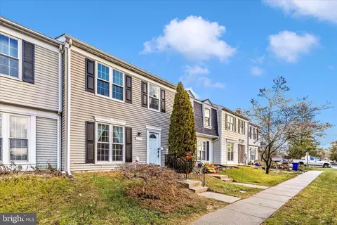 Exterior - 5737 Sunset View Ln, Frederick, MD 21703 photo 3 of 11