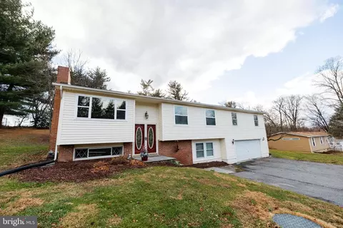 10807 Old National Pike, New Market, MD 21774