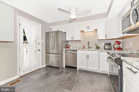 Kitchen - 8204 Red Wing Ct, Frederick, MD 21701 photo 3 of 3