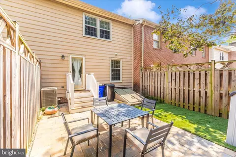 Exterior - 8204 Red Wing Ct, Frederick, MD 21701 photo 3 of 19