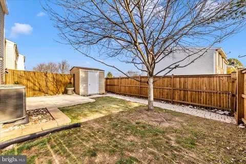 Exterior - 6616 Pebble Ct, Frederick, MD 21703 photo 8 of 10