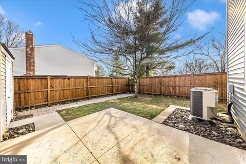 Exterior - 6616 Pebble Ct, Frederick, MD 21703 photo 7 of 10