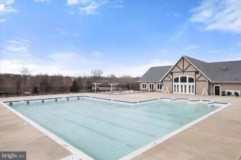 Exterior - 6415 Alan Linton Blvd E, Frederick, MD 21703 photo 3 of 4