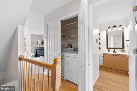 609 Hollowstone Rd, Frederick, MD 21703 photo 12