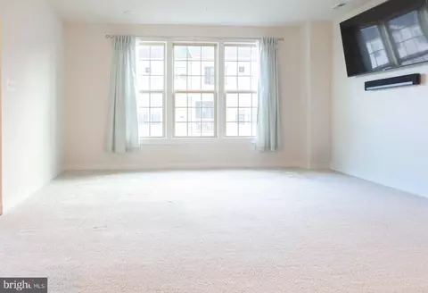 Living - 6020 Forum Sq, Frederick, MD 21703 photo 3 of 3