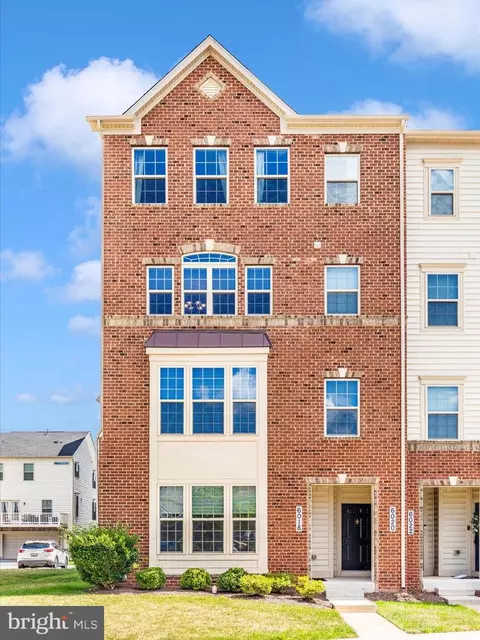 Exterior - 6020 Forum Sq, Frederick, MD 21703 photo 7 of 16