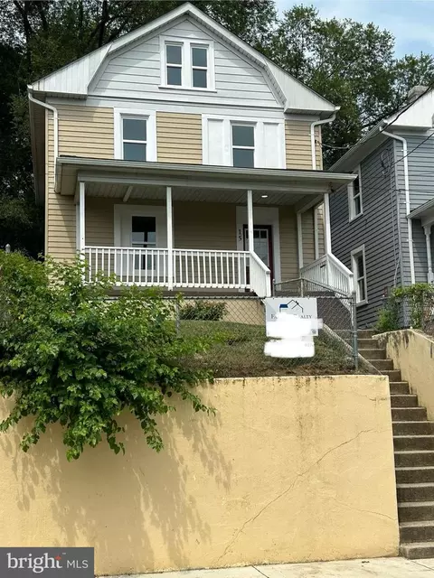 15 Maryland Ave, Brunswick, MD 21716