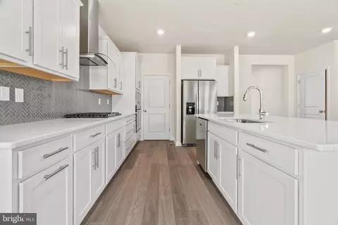 Entry Way - 455 Ensemble Way, Frederick, MD 21701 photo 5 of 26