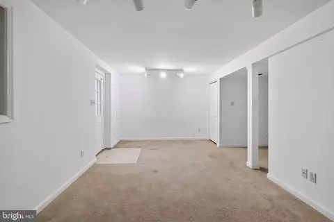 Living - 8026 Waterview Ct, Frederick, MD 21701 photo 2 of 4