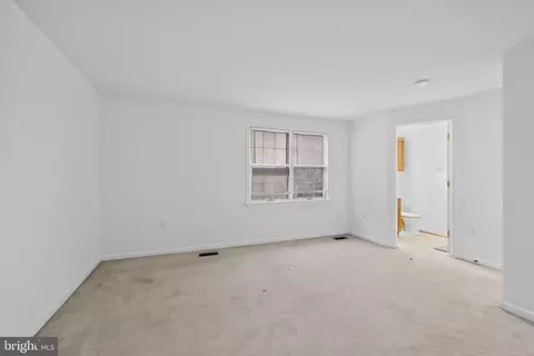 Bedroom - 8026 Waterview Ct, Frederick, MD 21701 photo 3 of 5
